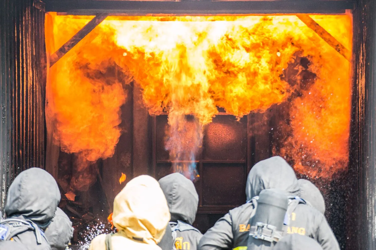 bomberos privados, empresas de bomberos privados