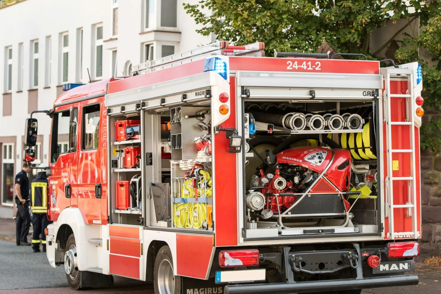 vehiculos de emergencias, vehiculo de bomberos, vehiculo bomberos, vehiculos proteccion civil, vehiculos emergencias, coches de emergencias, autos de emergencia, camiones de emergencia